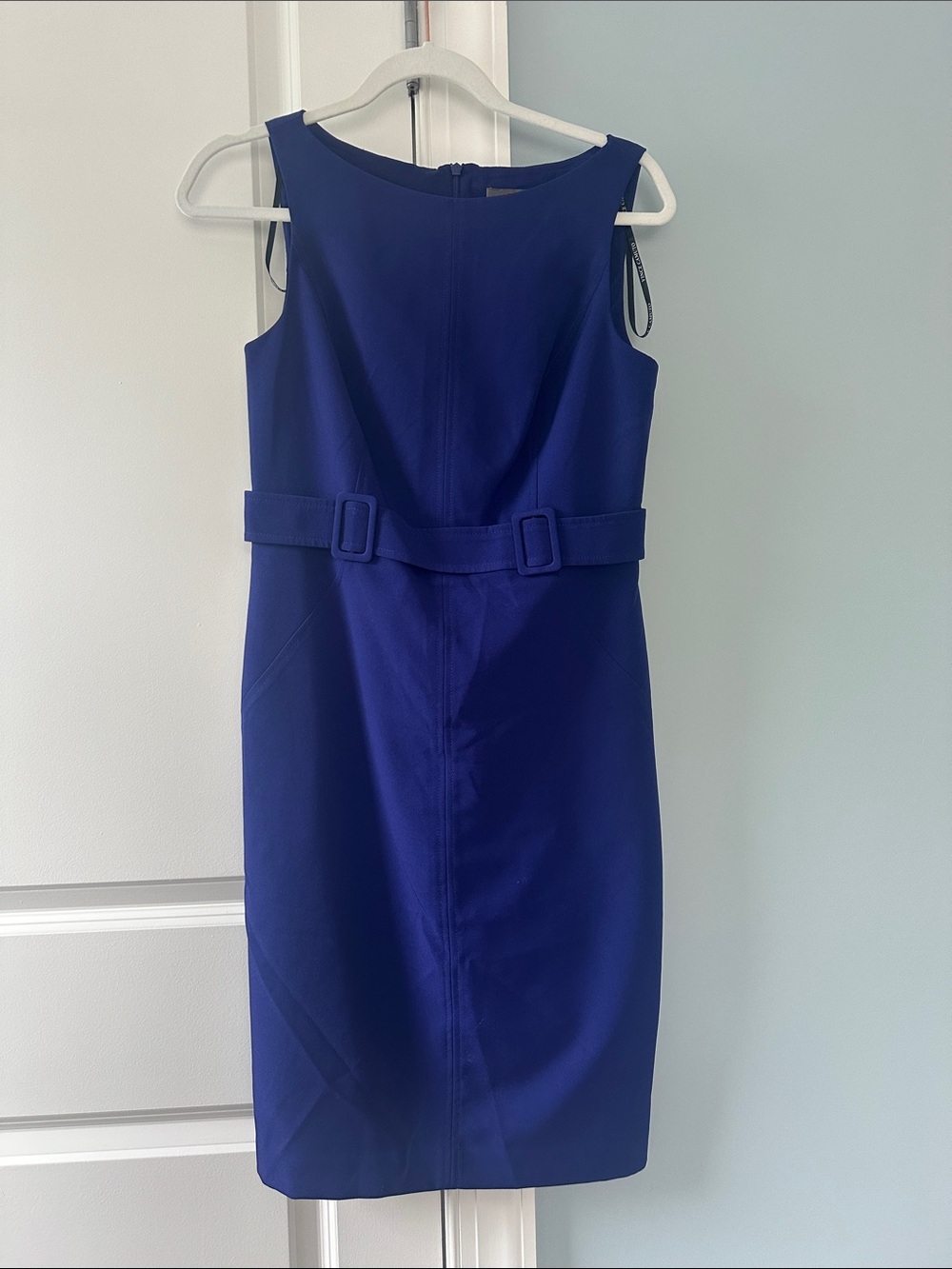 Vince Camuto Sleeveless Sheath Dress in Deep Blue with Belt Size 4